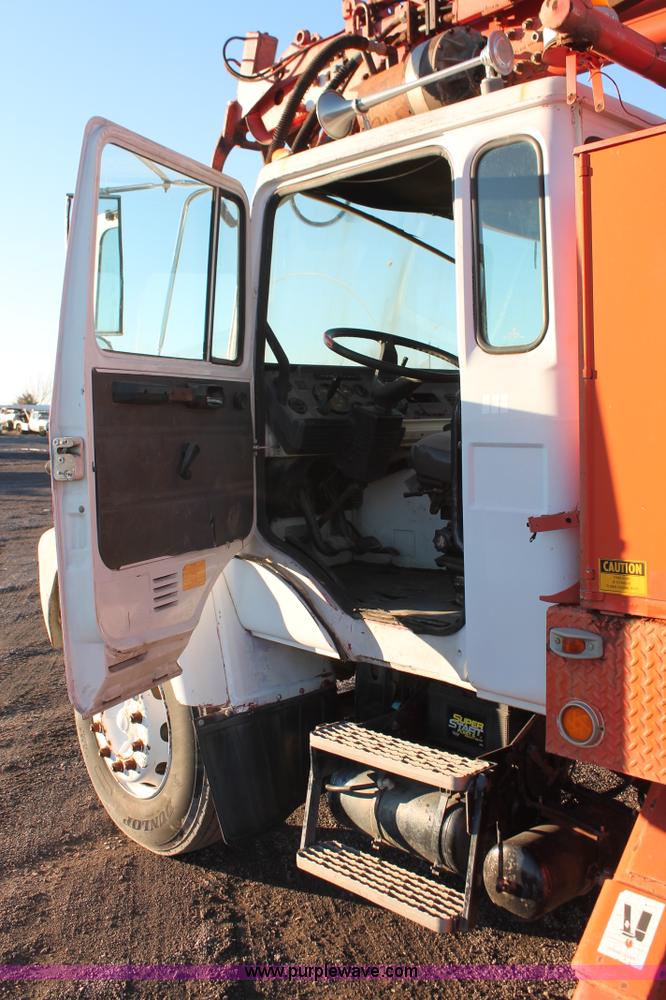 image for item L6755 1993 Mack CS300T digger derrick truck