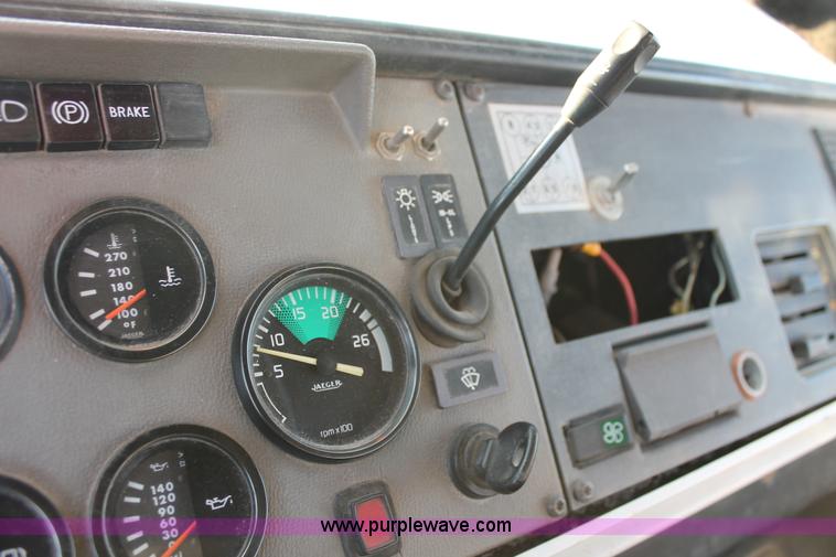 image for item L6755 1993 Mack CS300T digger derrick truck