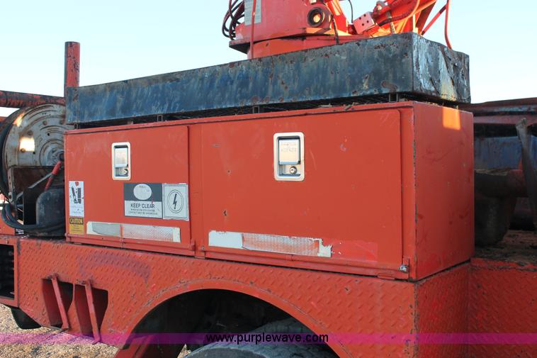 image for item L6755 1993 Mack CS300T digger derrick truck