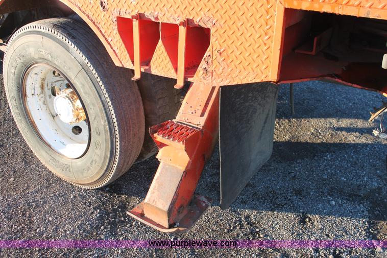 image for item L6755 1993 Mack CS300T digger derrick truck