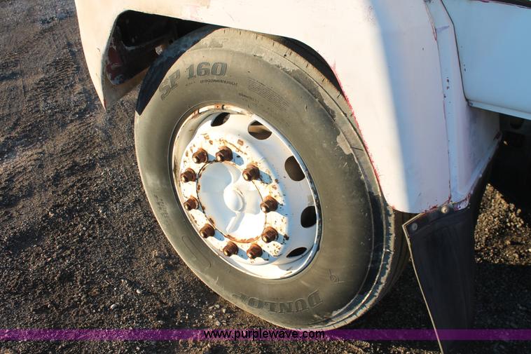 image for item L6755 1993 Mack CS300T digger derrick truck