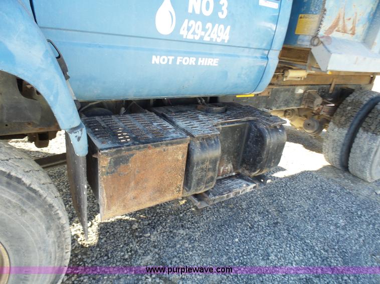 image for item N9355 1994 Chevrolet Kodiak dump truck