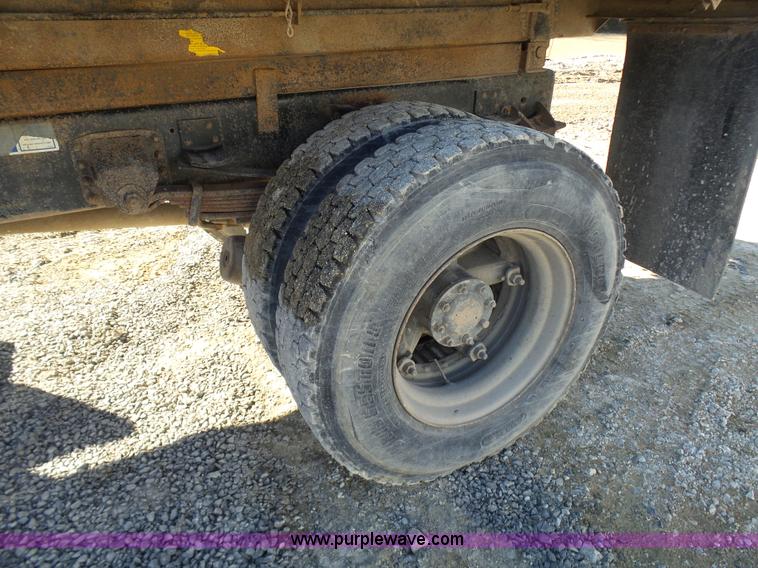 image for item N9355 1994 Chevrolet Kodiak dump truck