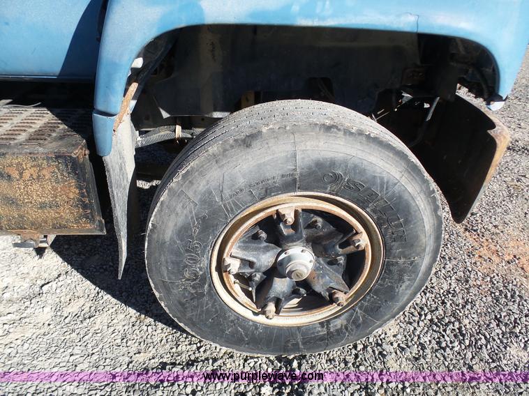 image for item N9355 1994 Chevrolet Kodiak dump truck