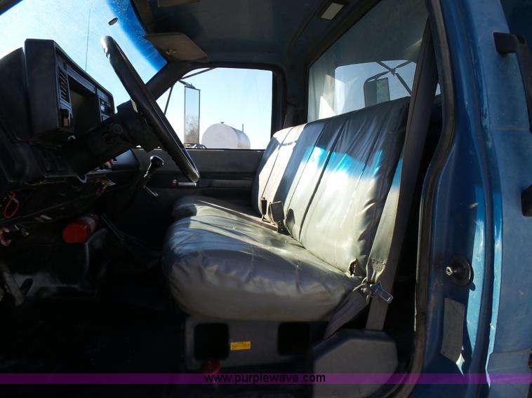 image for item N9355 1994 Chevrolet Kodiak dump truck