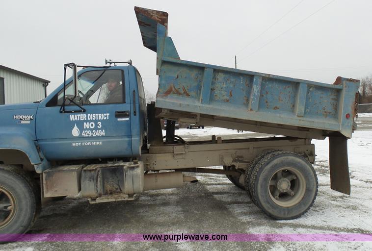 image for item N9355 1994 Chevrolet Kodiak dump truck