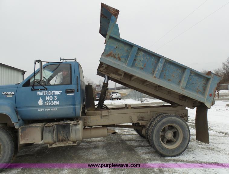 image for item N9355 1994 Chevrolet Kodiak dump truck