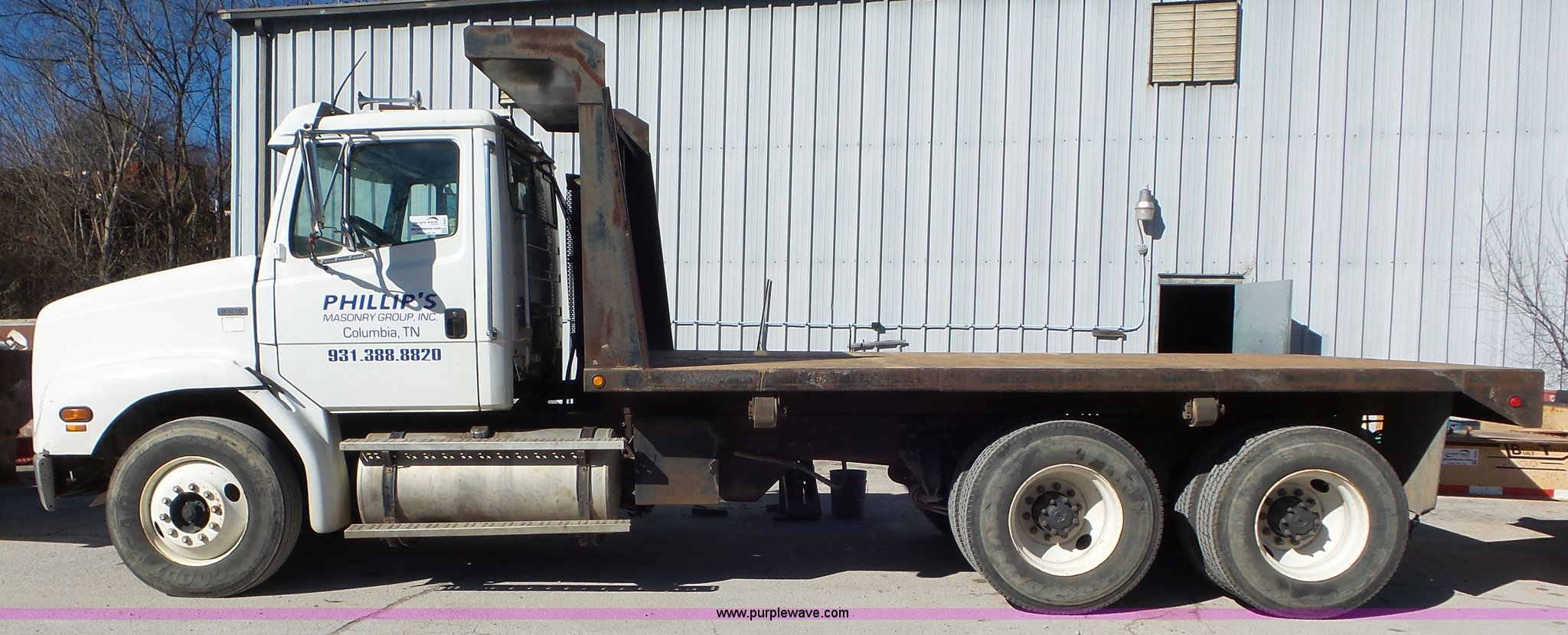 1998 Freightliner FL112 dump flatbed truck in Columbia, TN Item J8381