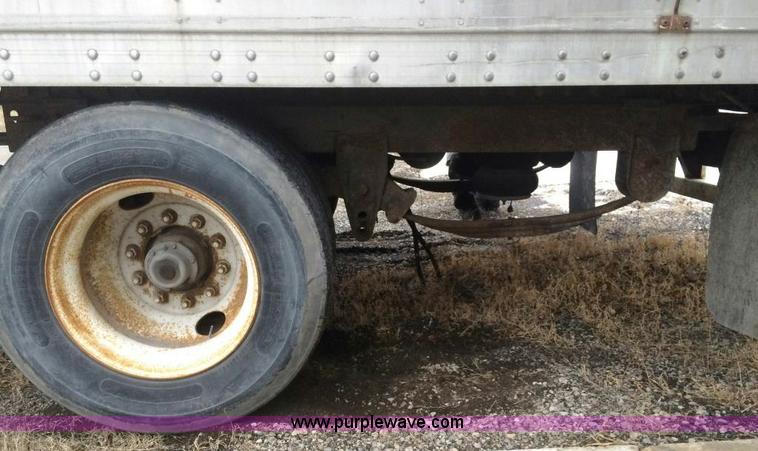 image for item E1892 1995 Kentucky dry van trailer