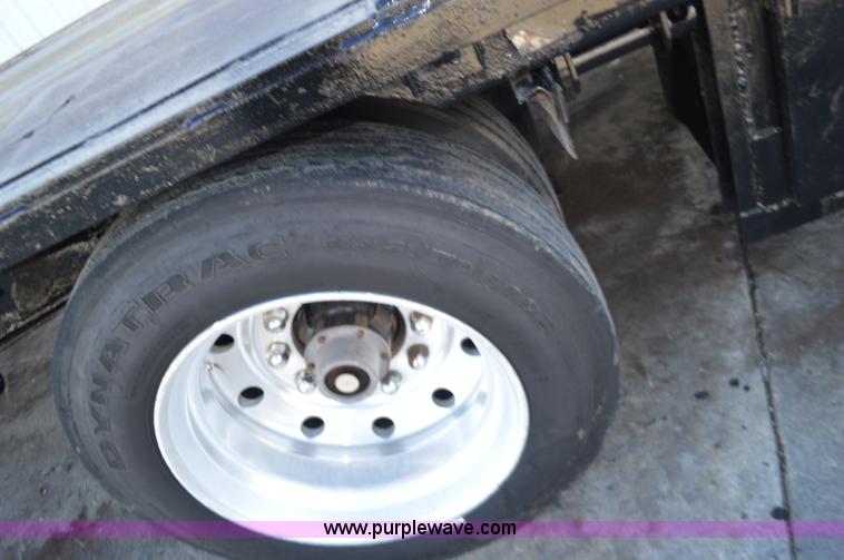 image for item I2751 1993 Trail King drop deck trailer