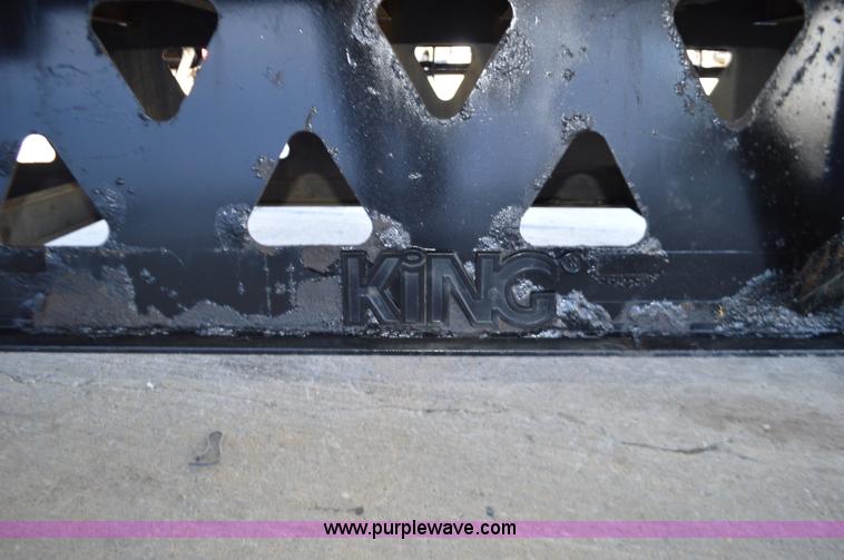 image for item I2751 1993 Trail King drop deck trailer