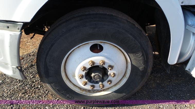 image for item J1297 2005 Sterling L8500 semi truck