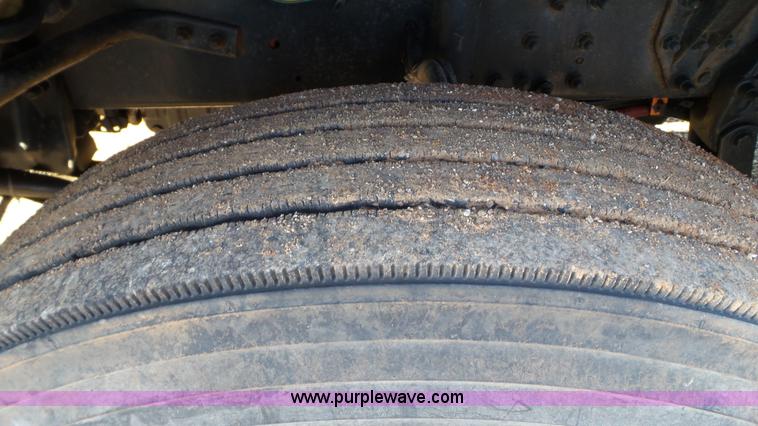 image for item J1297 2005 Sterling L8500 semi truck