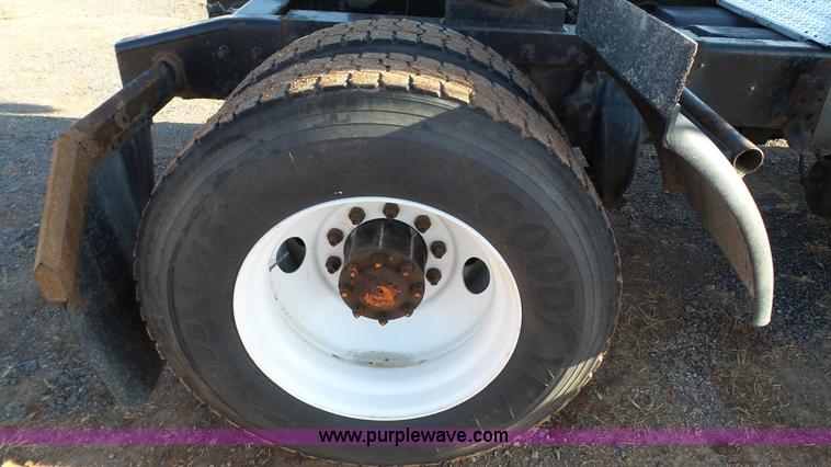 image for item J1297 2005 Sterling L8500 semi truck