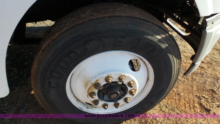 image for item J1297 2005 Sterling L8500 semi truck