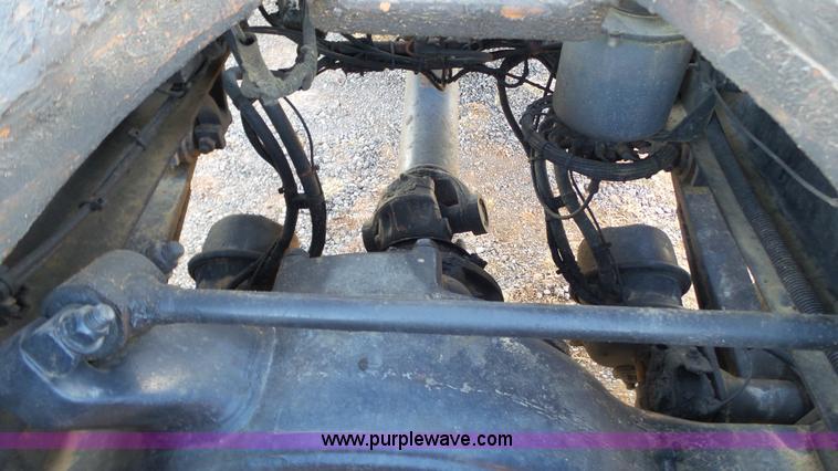 image for item J1297 2005 Sterling L8500 semi truck