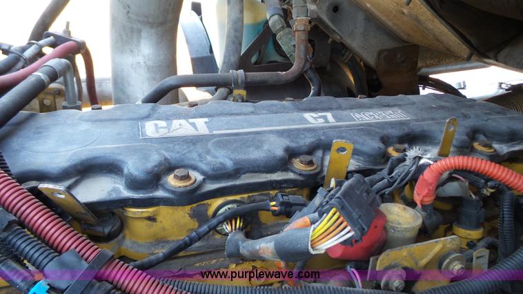 image for item J1297 2005 Sterling L8500 semi truck