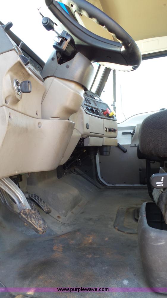 image for item J1297 2005 Sterling L8500 semi truck