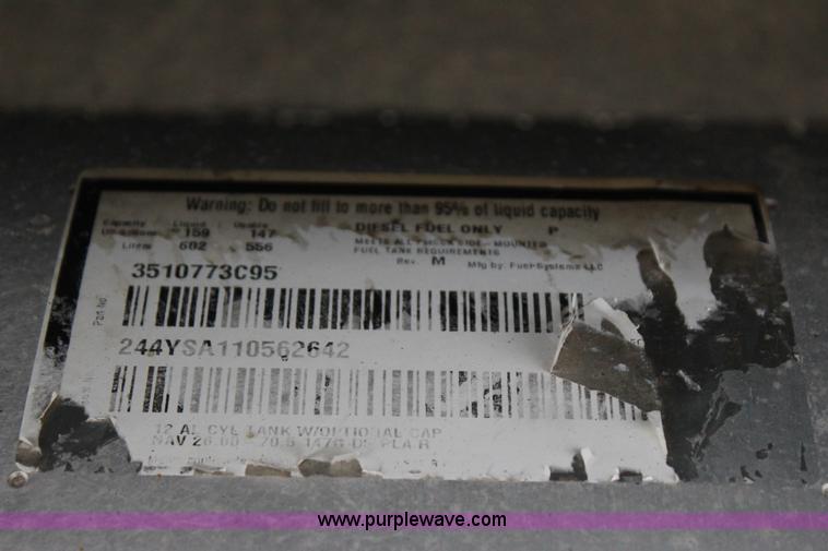 image for item J7700 2006 International 9400i semi truck