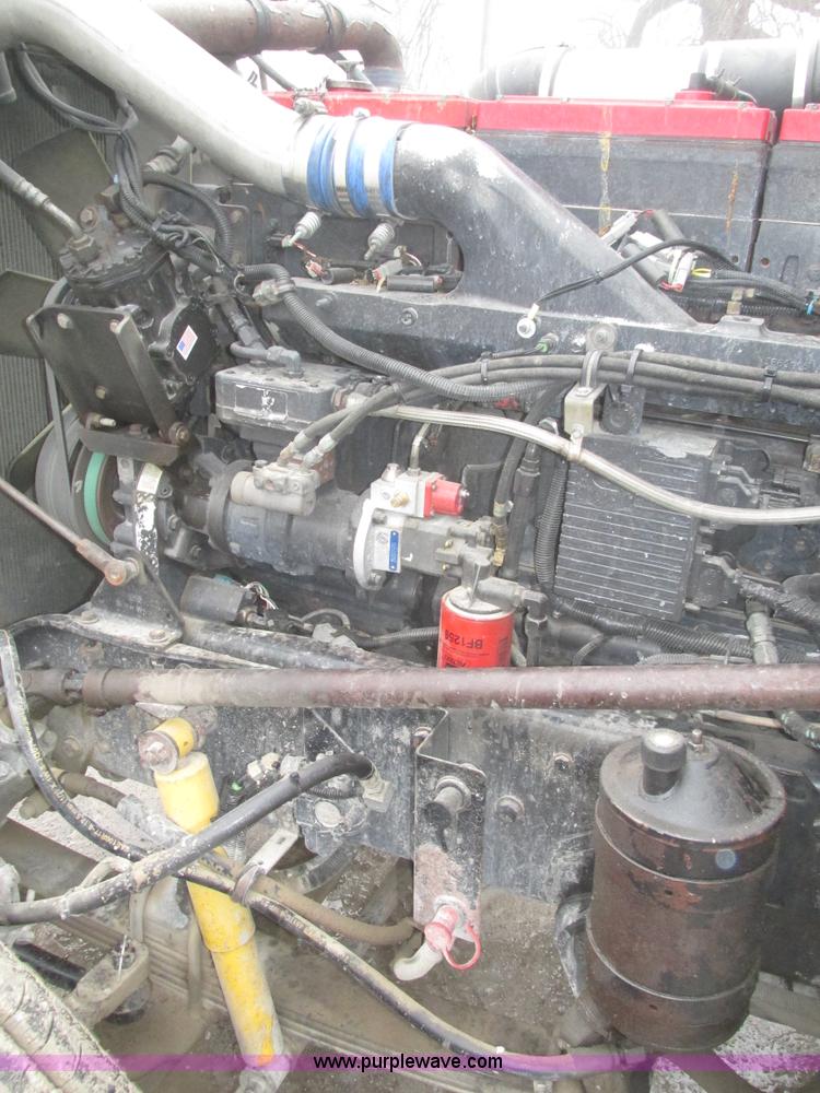 image for item J8788 2000 Kenworth W900 semi truck