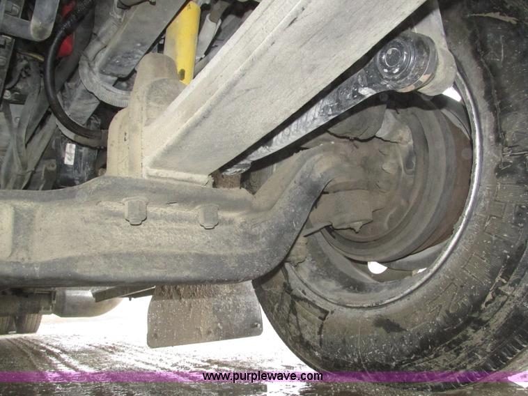 image for item J8788 2000 Kenworth W900 semi truck