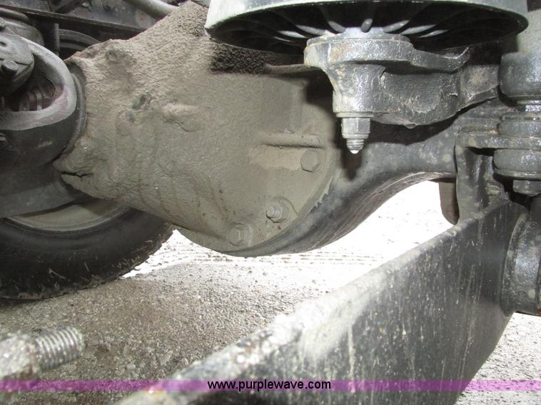 image for item J8788 2000 Kenworth W900 semi truck