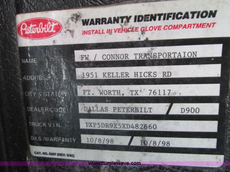 image for item J8792 1999 Peterbilt 379 semi truck