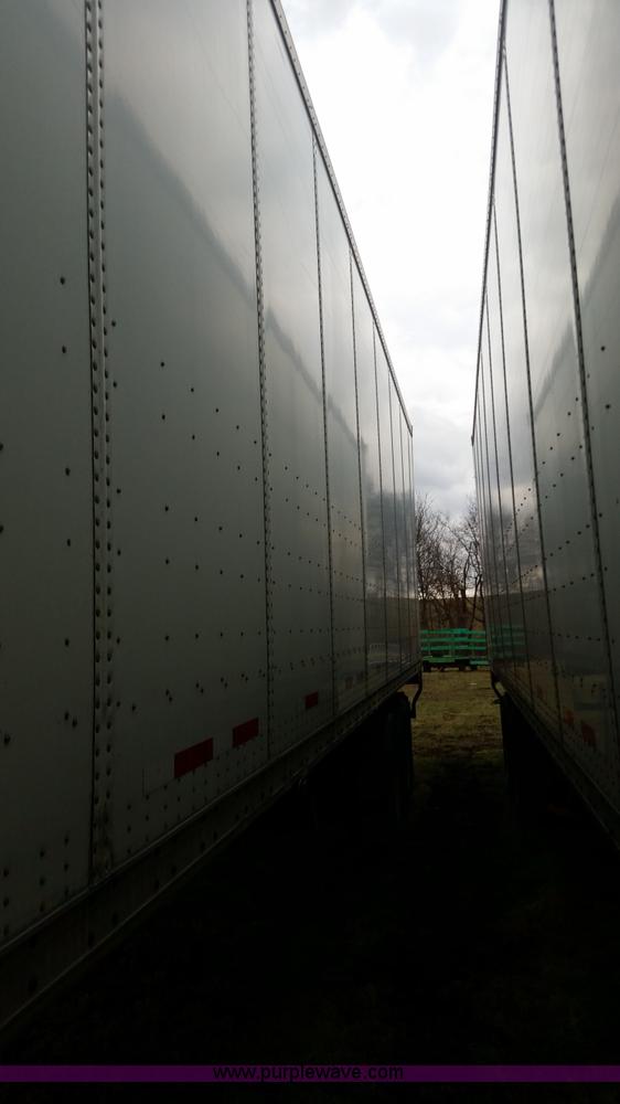 image for item K5335 2005 Wabash dry van trailer