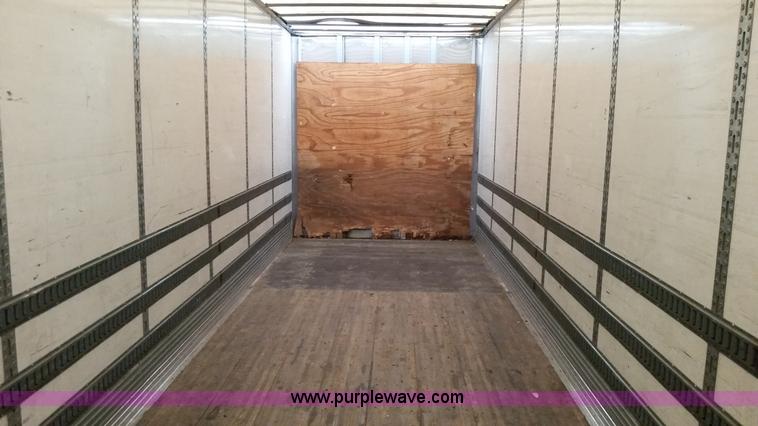 image for item K5335 2005 Wabash dry van trailer