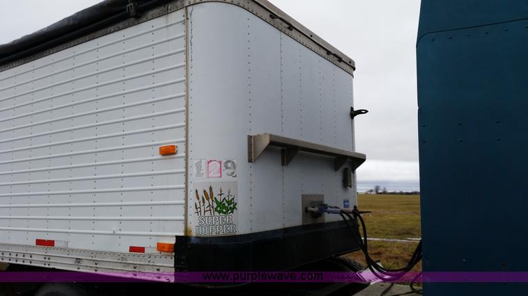 image for item K5387 1987 Timpte grain trailer