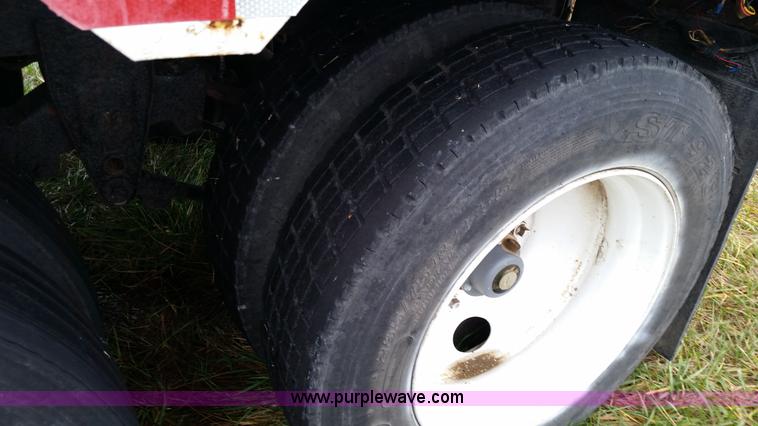 image for item K5387 1987 Timpte grain trailer