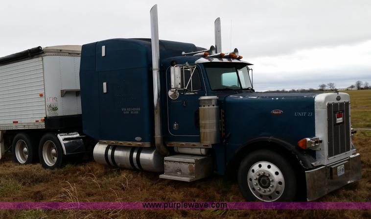 image for item K5388 1994 Peterbilt 379 semi truck