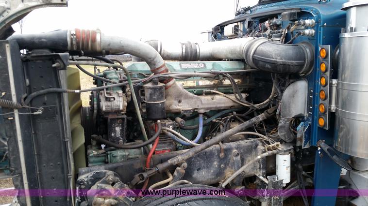 image for item K5388 1994 Peterbilt 379 semi truck