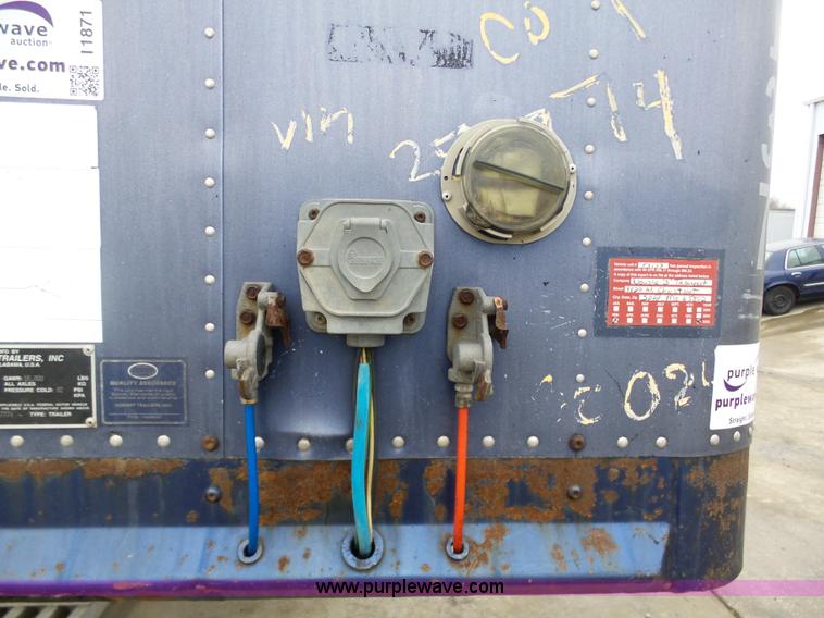 image for item K5479 1997 Dorsey AIDT-LS dry van trailer