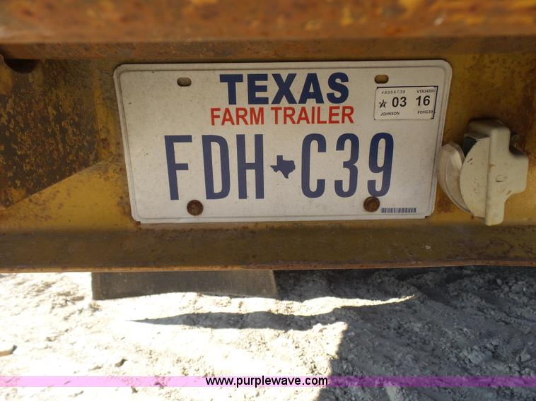 image for item L1510 1997 Dynaweld drop deck trailer