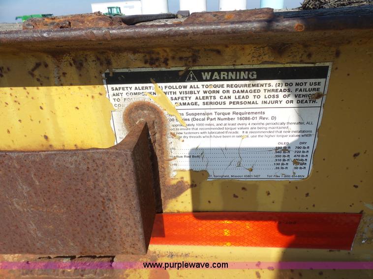 image for item L1510 1997 Dynaweld drop deck trailer