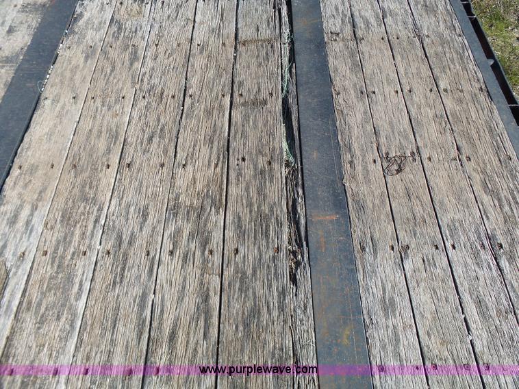 image for item L1511 1987 Transcraft drop deck trailer