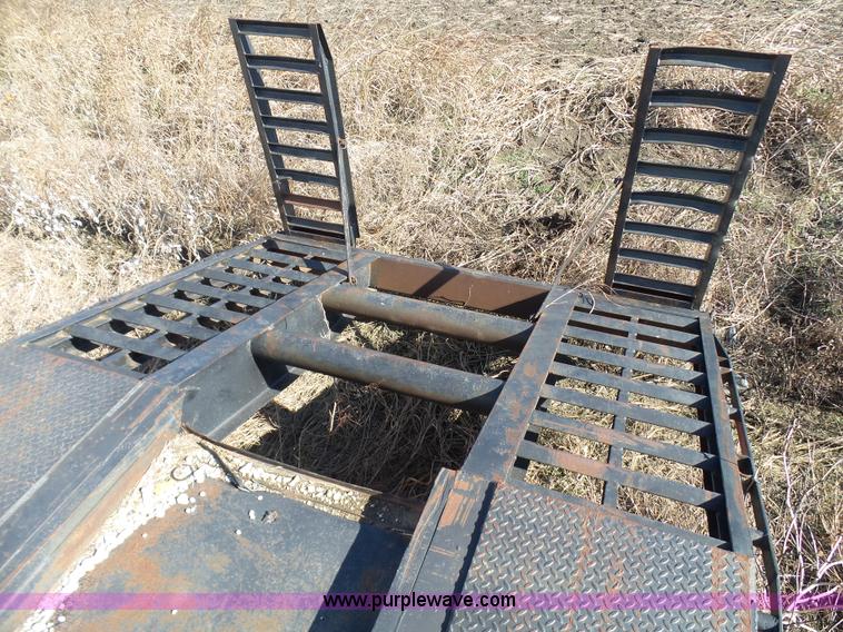 image for item L1511 1987 Transcraft drop deck trailer