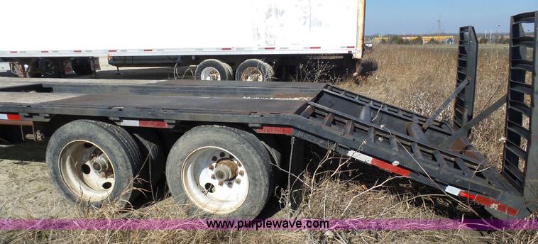 image for item L1511 1987 Transcraft drop deck trailer