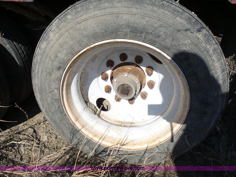 image for item L1511 1987 Transcraft drop deck trailer