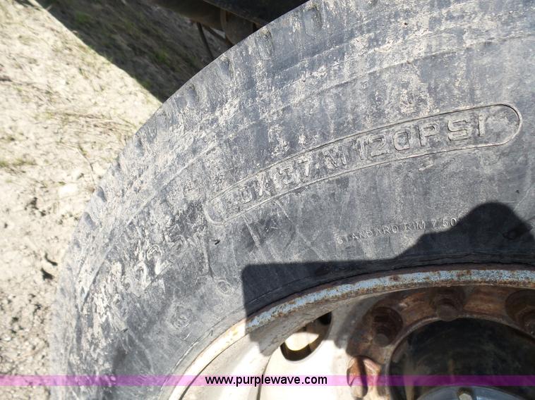 image for item L1511 1987 Transcraft drop deck trailer