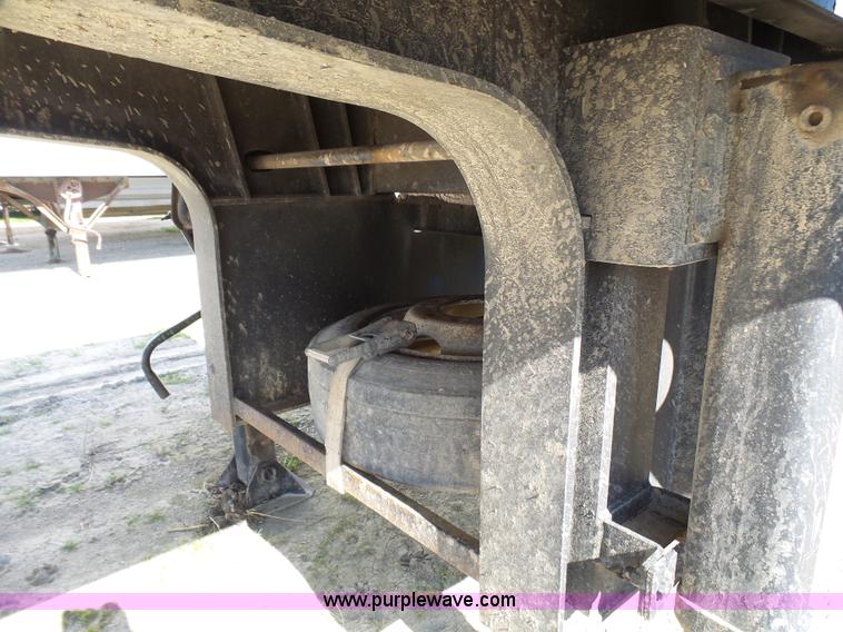 image for item L1511 1987 Transcraft drop deck trailer