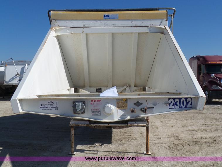 image for item L1513 2007 Ranco bottom dump trailer