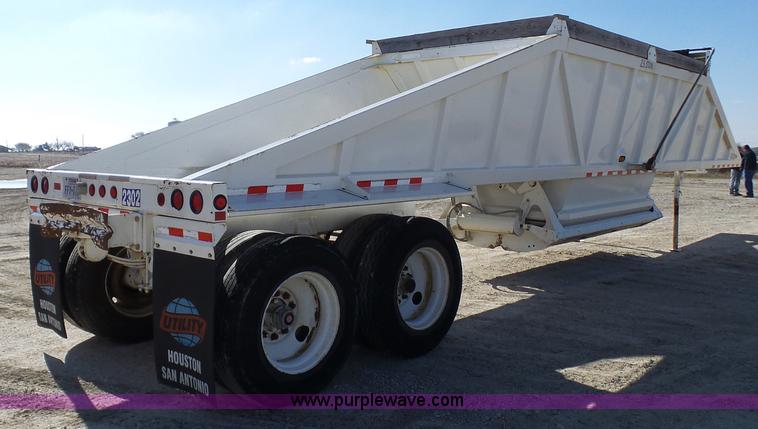 image for item L1513 2007 Ranco bottom dump trailer
