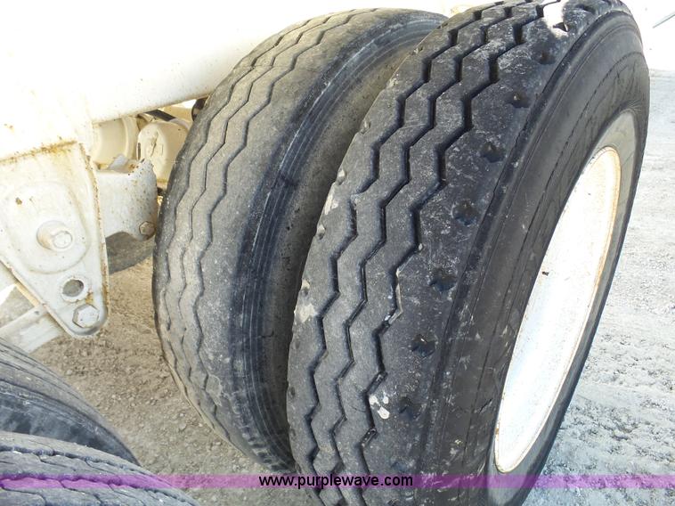 image for item L1513 2007 Ranco bottom dump trailer