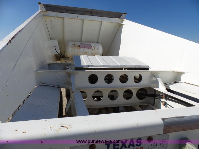 image for item L1513 2007 Ranco bottom dump trailer