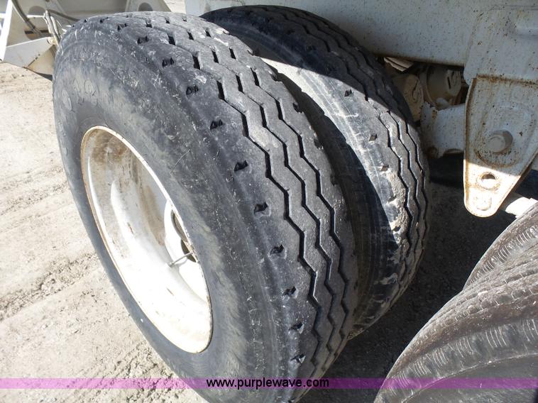 image for item L1513 2007 Ranco bottom dump trailer