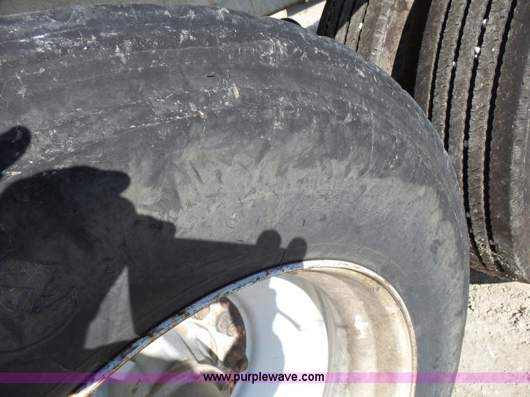 image for item L1513 2007 Ranco bottom dump trailer