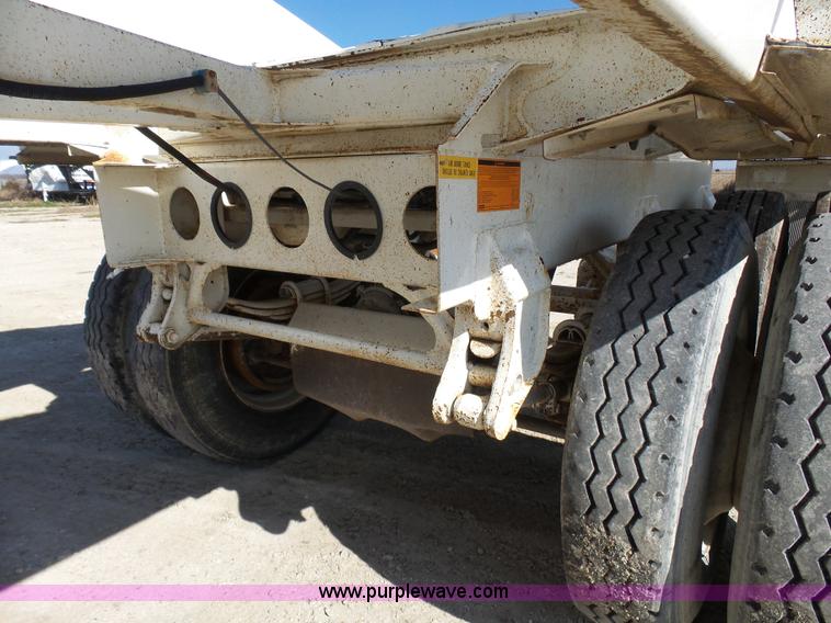 image for item L1513 2007 Ranco bottom dump trailer