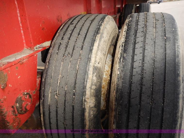 image for item L3617 2004 Transcraft Eagle flatbed trailer